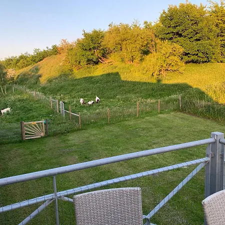 Lägenhet Country Flat